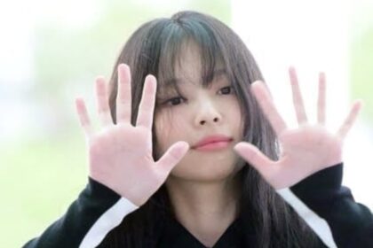 Jennies All Black Airport Outfit