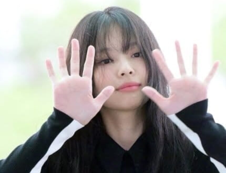 Jennies All Black Airport Outfit