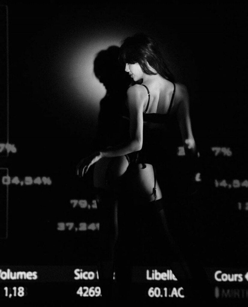 Lisa Stuns in Official Crazy Horse Paris Photos Lisa Stuns in Official Crazy Horse Paris Photos