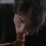 Cha Eun woos Jajangmyeon Scene in Wonderful World Goes Viral