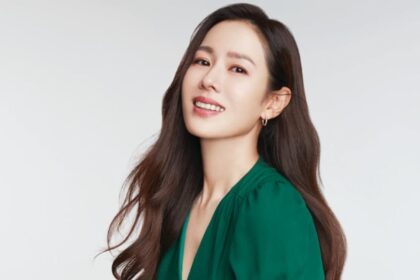 Son Ye Jin Enjoys Delicious Meal in Taiwan
