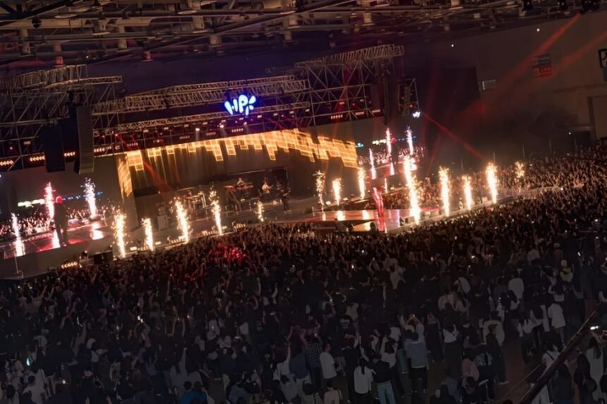 Dean Crush Zico Reunite at HIPHOPPLAYA FESTIVAL 2025 in Front of 22000 Fans Dean Crush Zico Reunite at HIPHOPPLAYA FESTIVAL 2025 in Front of 22000 Fans