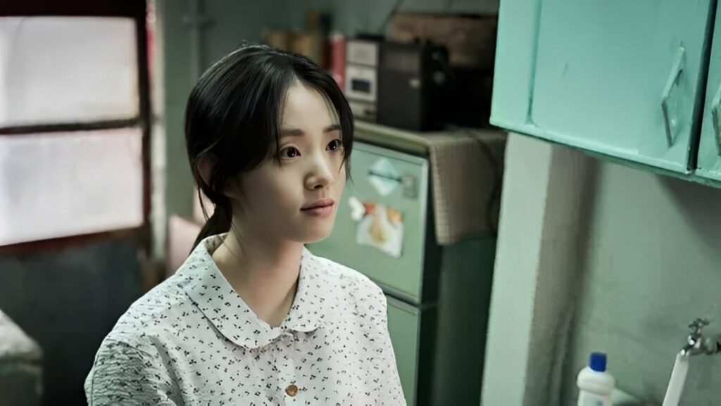 Shin Shi Ah The Old Woman with the Knife Shin Shi Ah The Old Woman with the Knife
