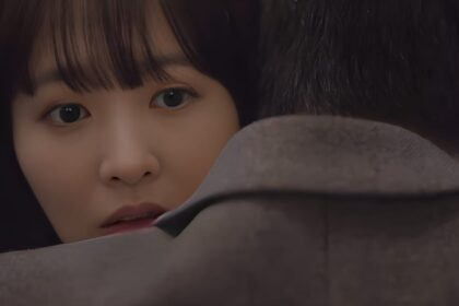 Stay With Me Park Jin young and Park Bo young Share Tearful Kiss