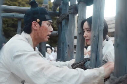 Im Yoon ah Meets Lee Chae min in tvN Bon Appetit Your Majesty Finale