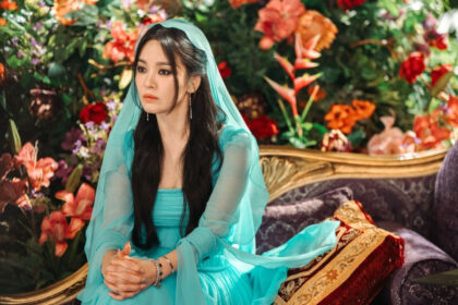 Song Hye kyo as Genie ya in ‘Genie Make a Wish Netflix Cameo Scene with Kim Woo bin and Suzy